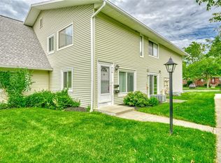 414 Eastbrooke Ln, Rochester, NY 14618