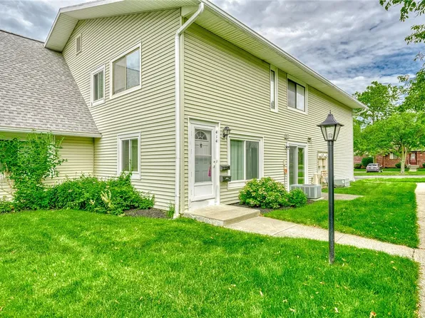 414 Eastbrooke Ln, Rochester, NY 14618