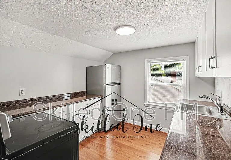 1100 Glenwood Ave — Photo 12