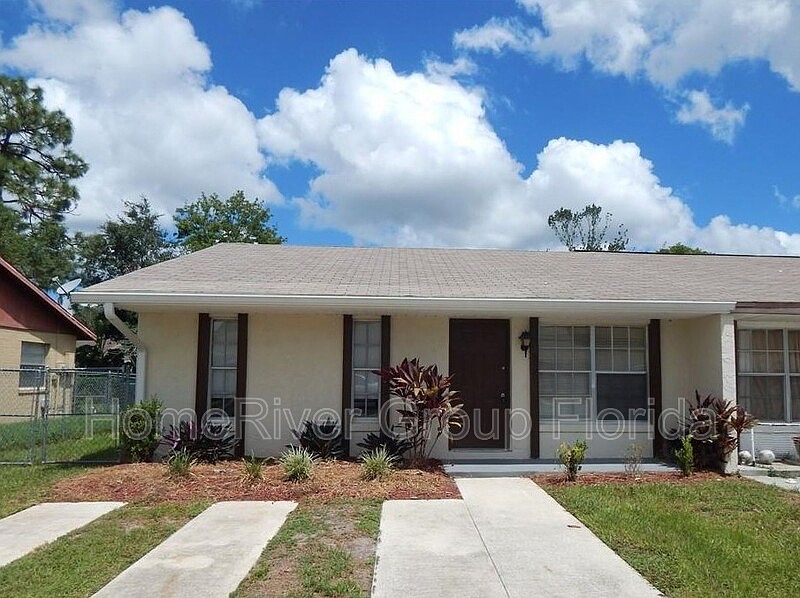 1st image of 8125 Woodduck Dr