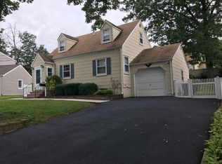 76 Burlington Rd, Clifton, NJ 07012