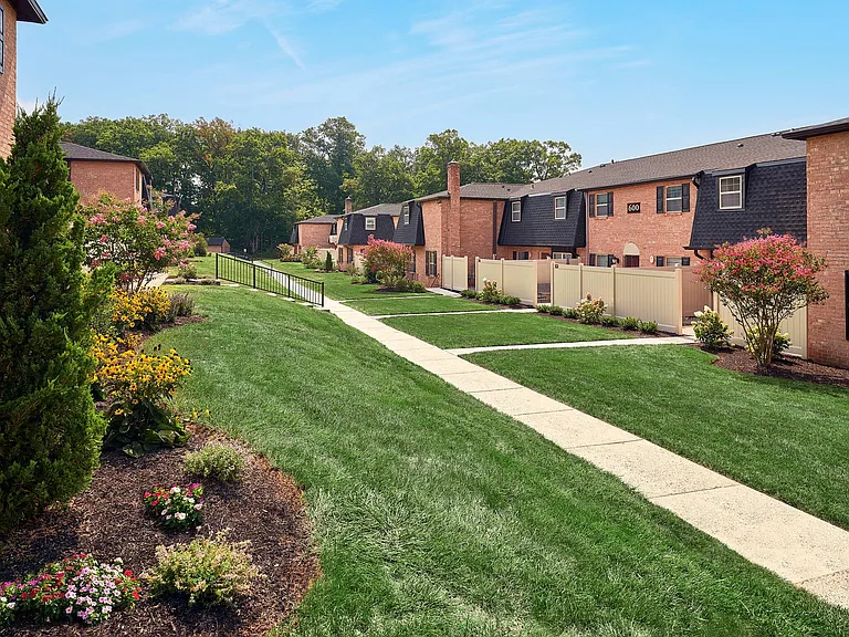 240815-Friedman-WoodsEdge-009