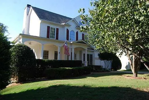 420 Middlebrooke St photo 1