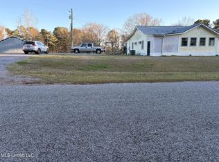 481 Macedonia Rd, Mendenhall, MS 39114