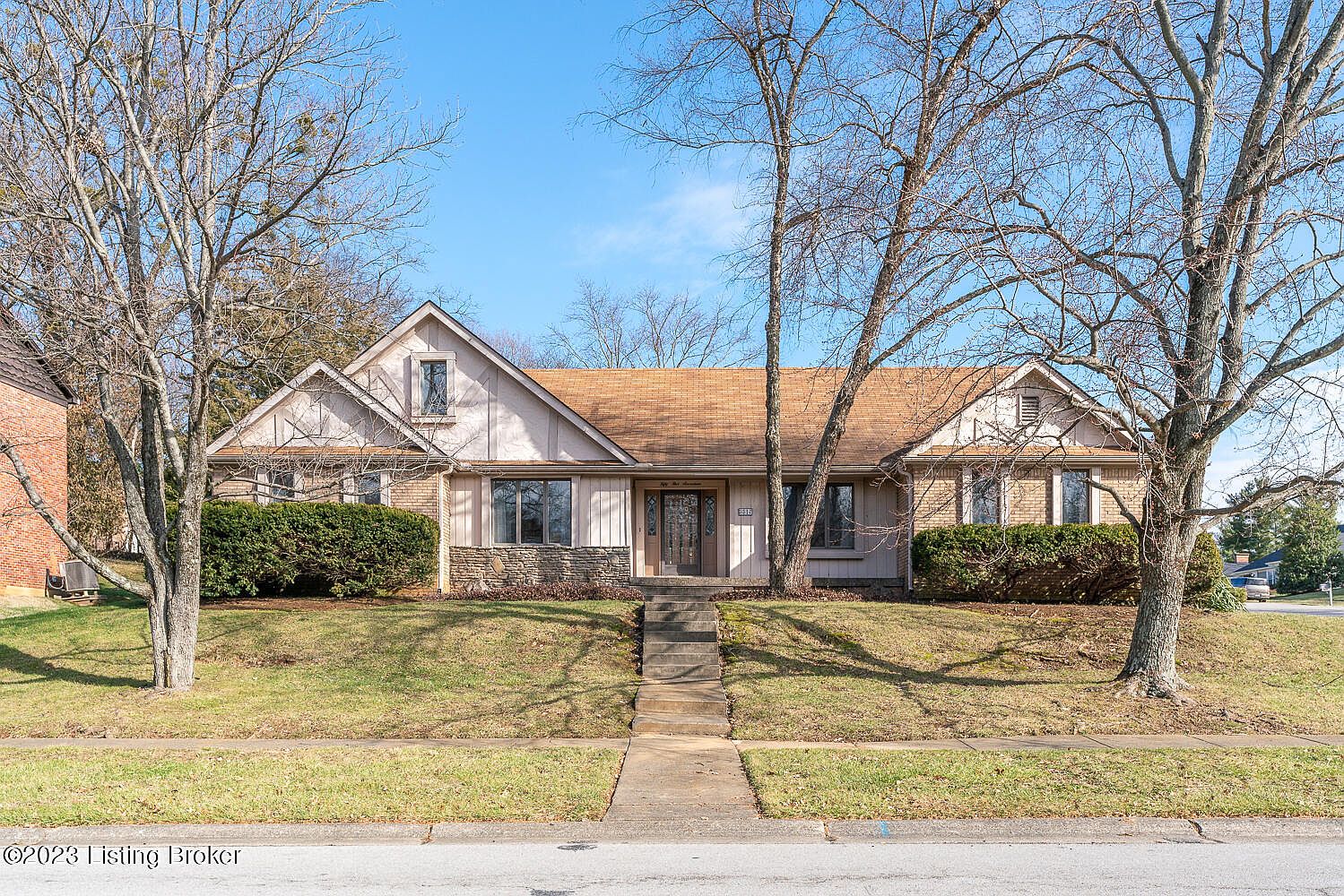 5517 Hempstead Rd, Indian Hills, KY 40207 Zillow