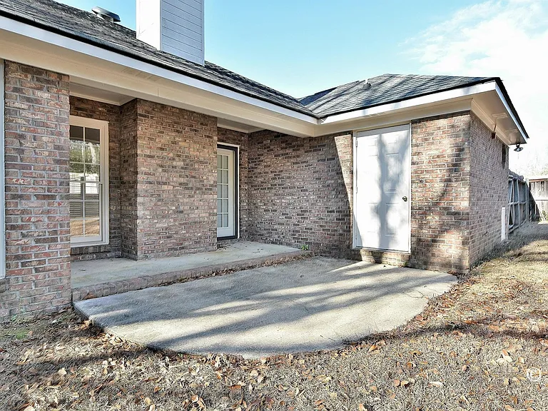 6384 Blanchard Ct — Photo 24