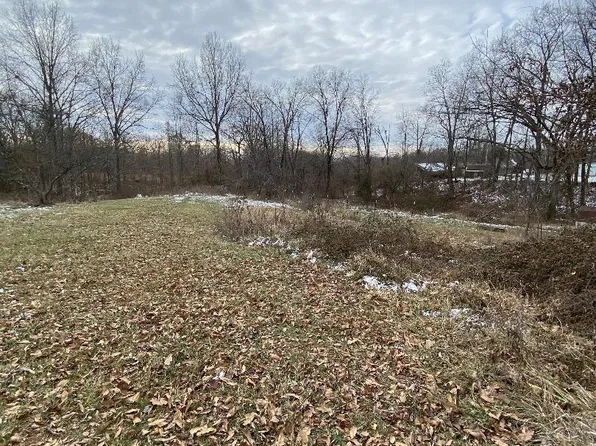 N 250th St, Linton, IN 47441