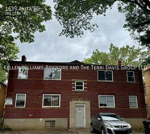 1639 Anita Pl Photo 1