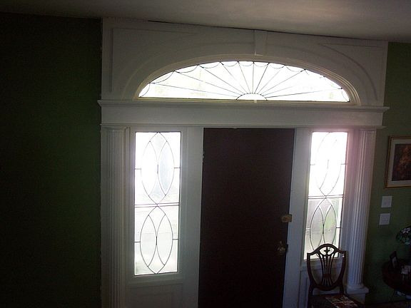 Frontdoor from inside.