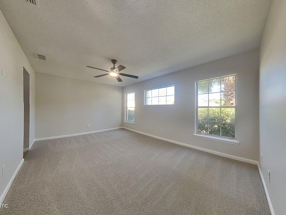 5th image of 710 CHERRY BARK Drive N