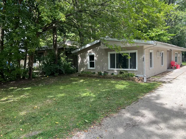 406 E Iowa St APT 1, Urbana, IL 61801