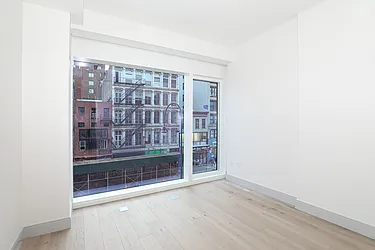 Rented by MaxInvest Real Estate, Inc.