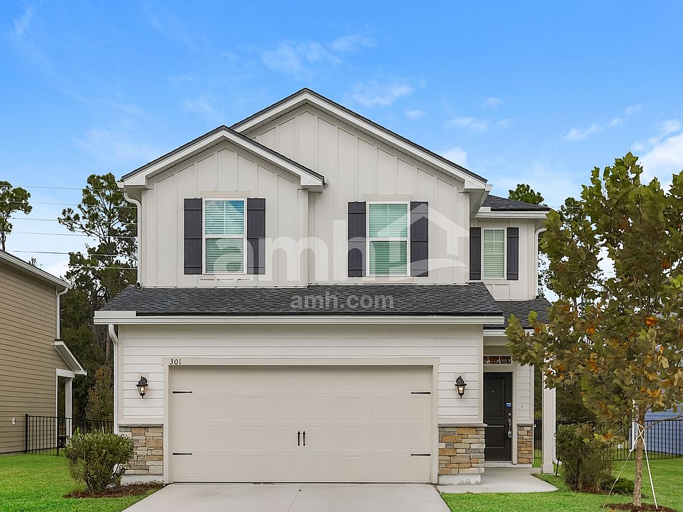 1st image of 301 Banyan Forest Dr