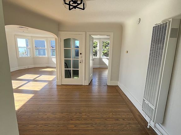 5th image of 407-411 Greenwich St #407