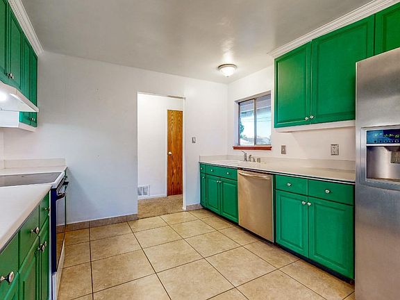 4th image of 7831 Adrian Dr