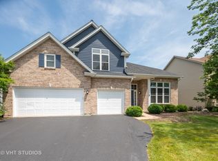 2651 Hoddam Rd, Naperville, IL 60564