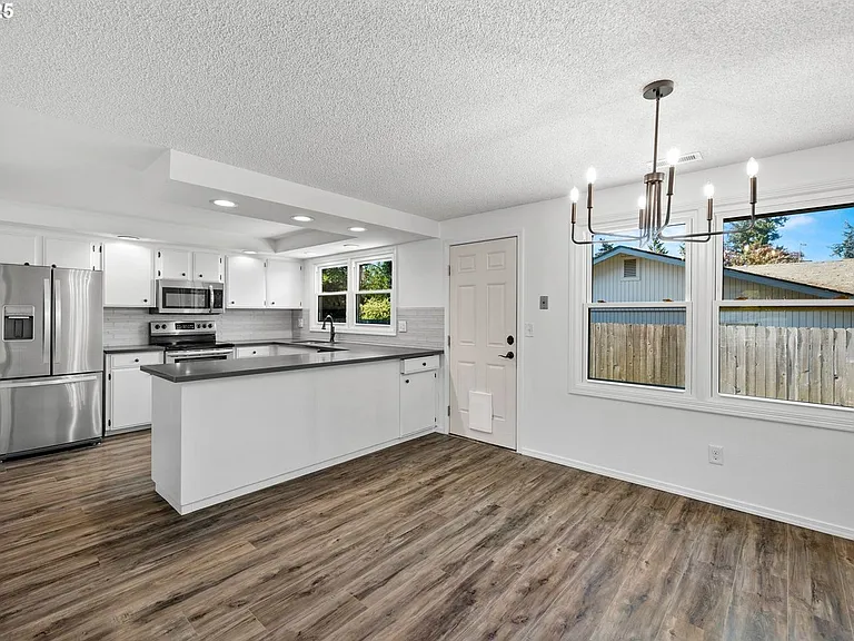 14103 SE McGillivray Blvd — Photo 9