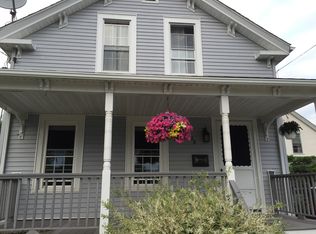 38 Friendship St, Newport, RI 02840