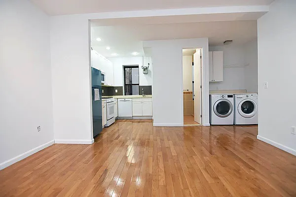 Rented by Bohemia Realty Group | media 4