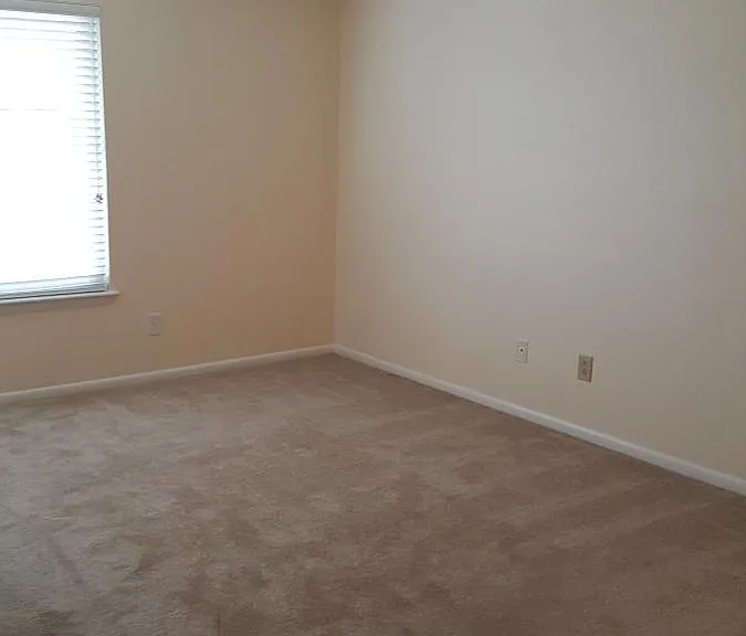 726 Quesnel Dr — Photo 20
