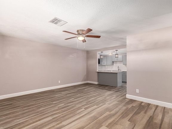 3rd image of 4439 N 48th Dr