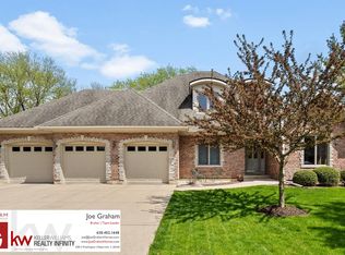 723 West Ln, Geneva, IL 60134