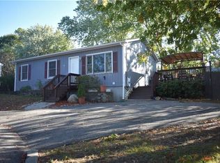 54 Vicksburg St, Providence, RI 02904