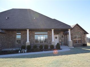 1607 Bayside Dr, Tuttle, OK 73089