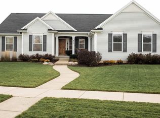 611 Senna Trl, Dewitt, MI 48820
