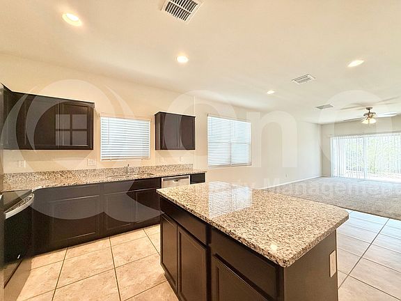 4th image of 3028 S 78th Dr