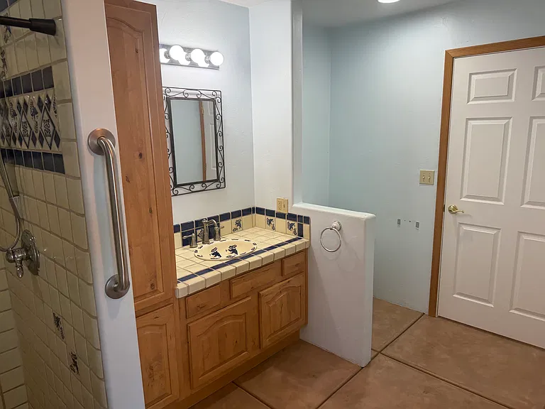 4740 N Paseo De Los Rancheros — Photo 5
