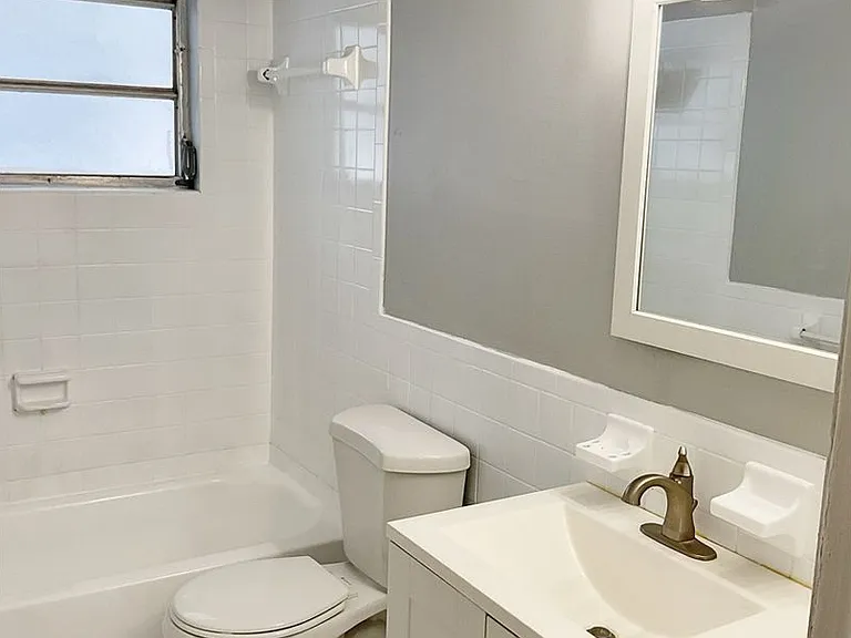 5633 Golden Nugget Dr — Photo 16