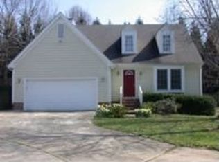 8436 Framingham Ct, Raleigh, NC 27615