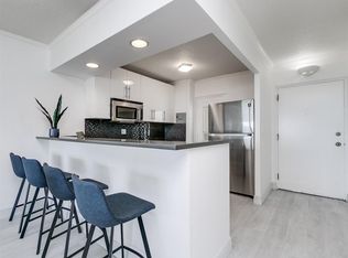 2555 NE 11th St #PENTHOUSE 1, Fort Lauderdale, FL 33304