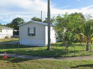 5864 Cartier Rd #H, West Palm Beach, FL 33417