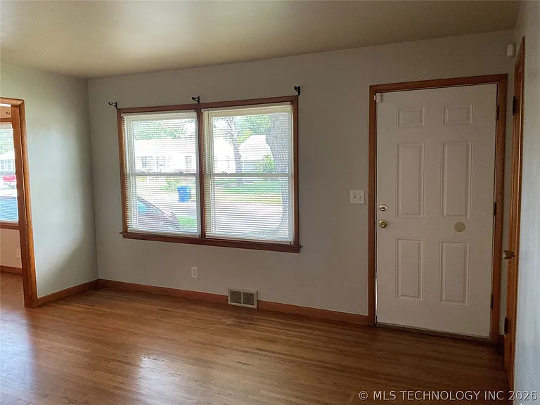 5220 E Independence St N — Photo 5