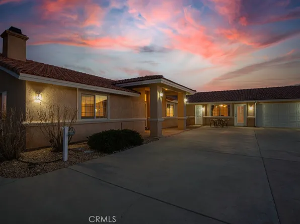 9928 Desmond Dr, Oak Hills, CA 92344