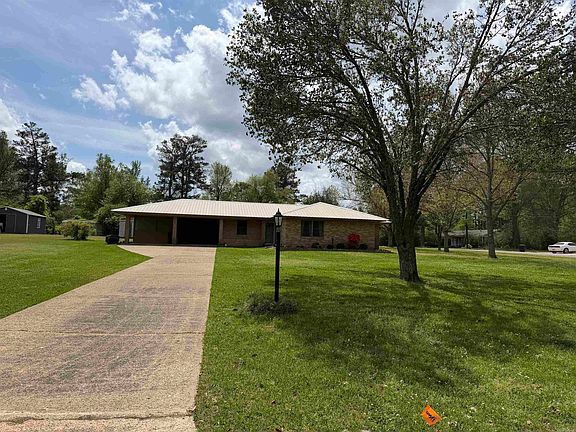 2nd image of 400 N Roosevelt Dr