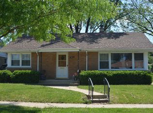 5913 Chicago Ave, Berkeley, IL 60163