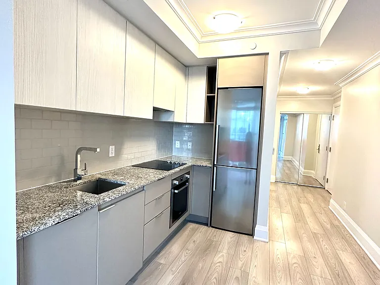 120 Parliament St #1606 — Photo 6