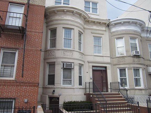 2nd image of 4922 11th Ave