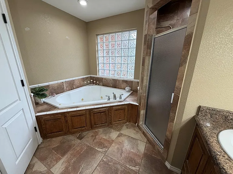 1500 N Terrell St — Photo 13