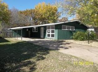 19 S Rutter Ave, Chanute, KS 66720