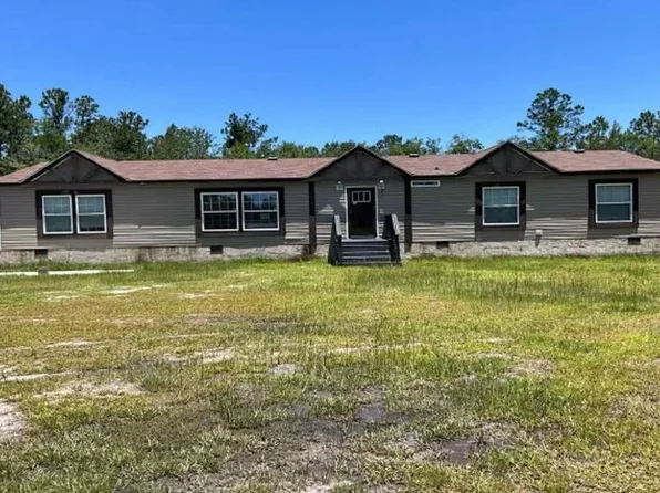 120 Scarlett Dr, Waycross, GA 31503