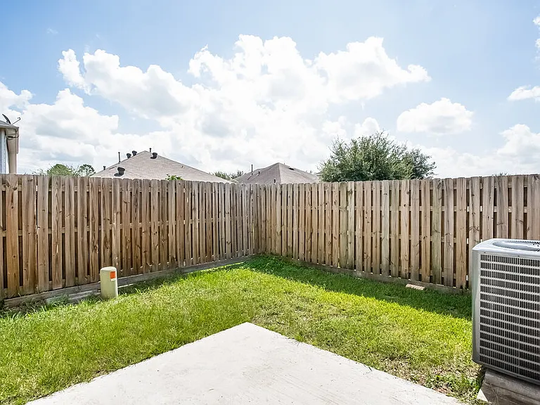 19722 Twin Rivers Dr — Photo 17