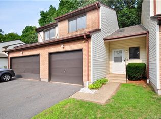 10 Oak Forest Dr #2, Manchester, CT 06042