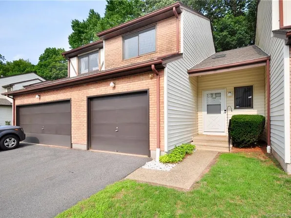 10 Oak Forest Drive #2, Manchester, CT 06042