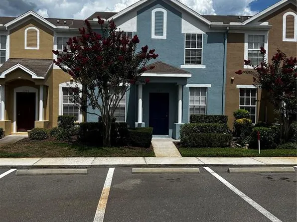 1232 Charlesworth Dr, Wesley Chapel, FL 33543