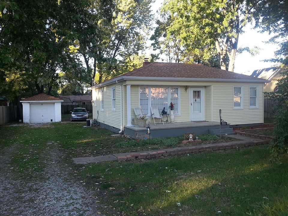 1st image of 906 Lawrence Ave