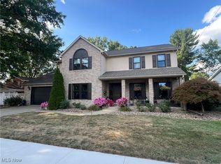 323 Adan Ave SW, New Philadelphia, OH 44663